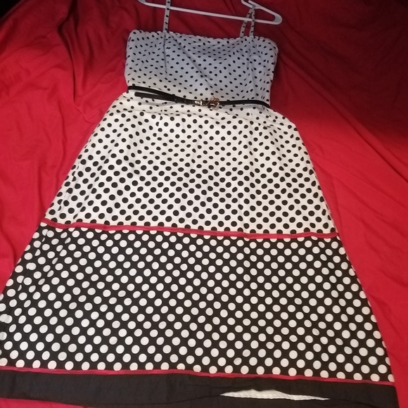 White with black polka dot fit and flare dress - Picture 2 of 7